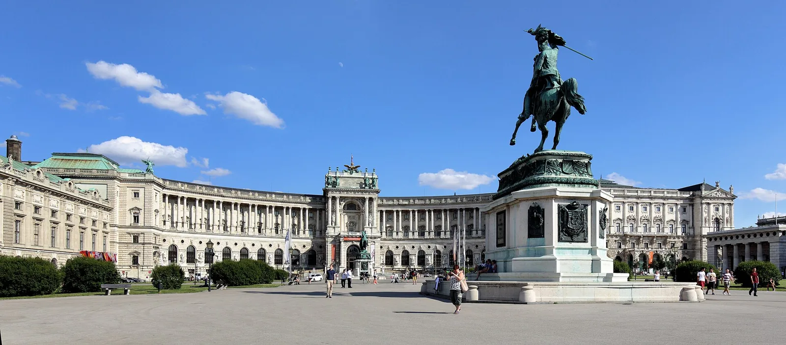 Hofburg, nekdanja cesarska palača na Dunaju