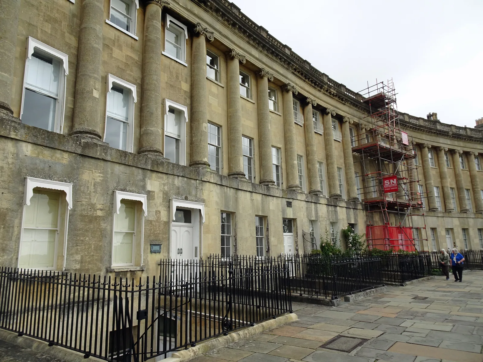 Royal Crescent v Bathu