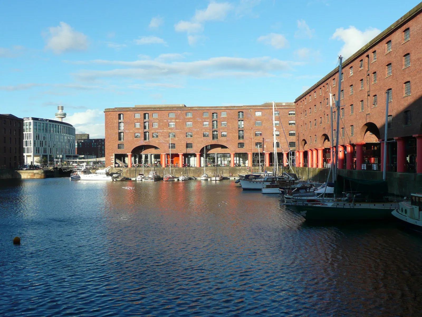 Albert Dock v Liverpoolu