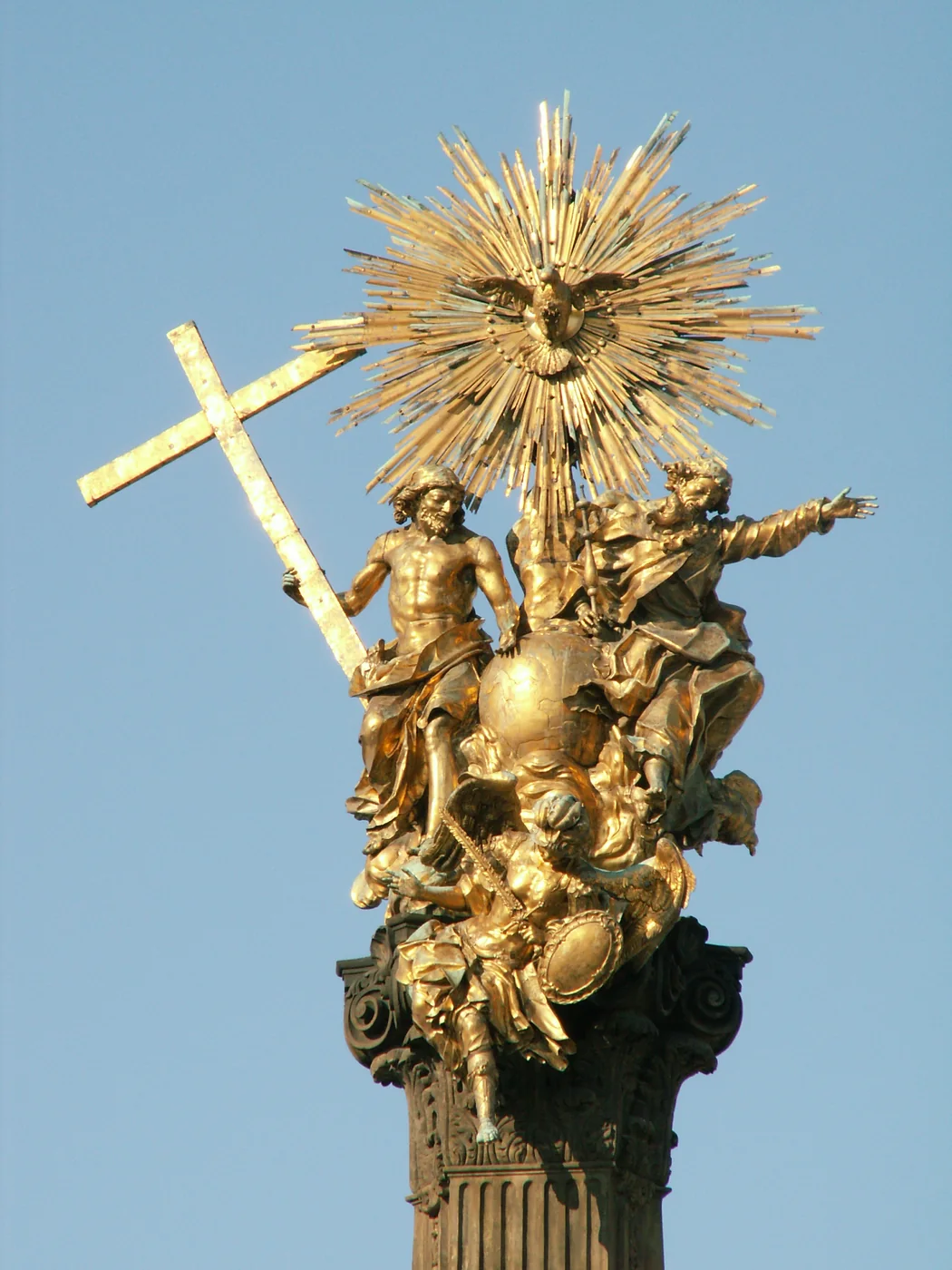 Vrh svetniškega stebra v Olomoucu