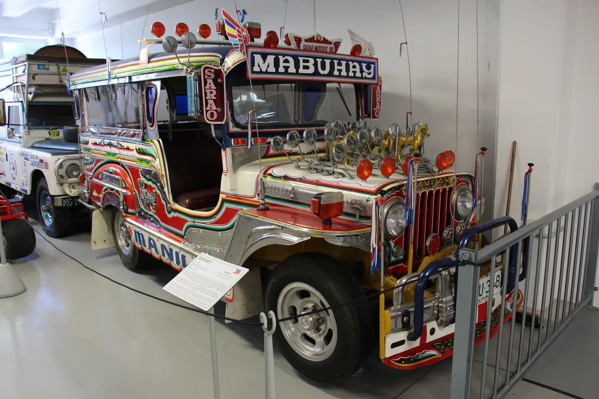 Jeepney v Manili