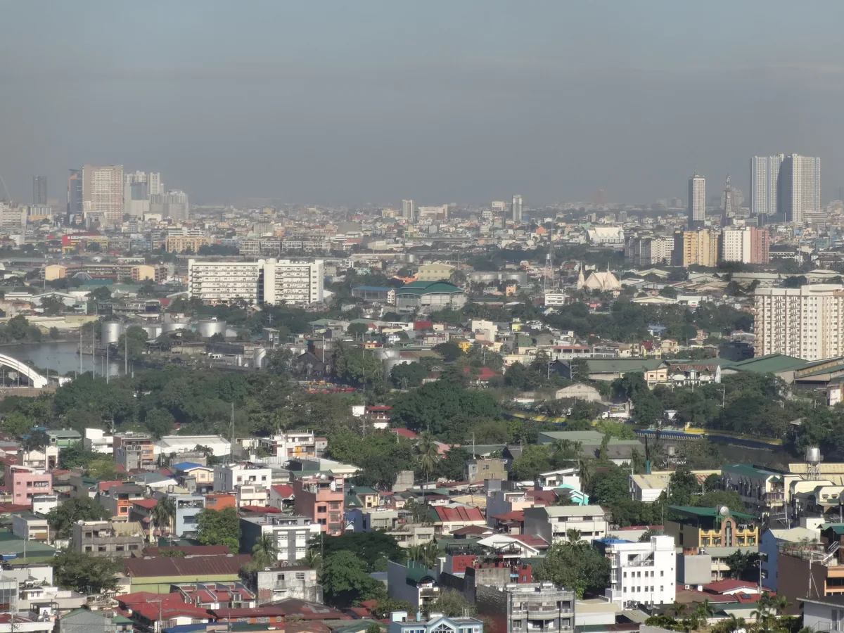 Sodobna panorama Manile (Makati)