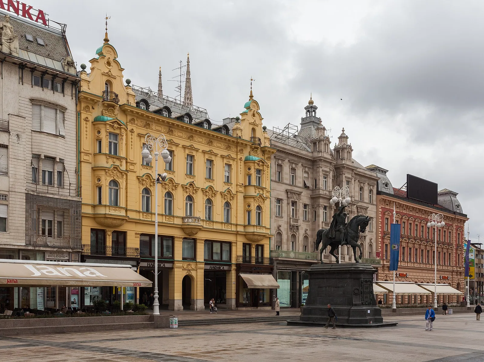 Trg bana Jelačića