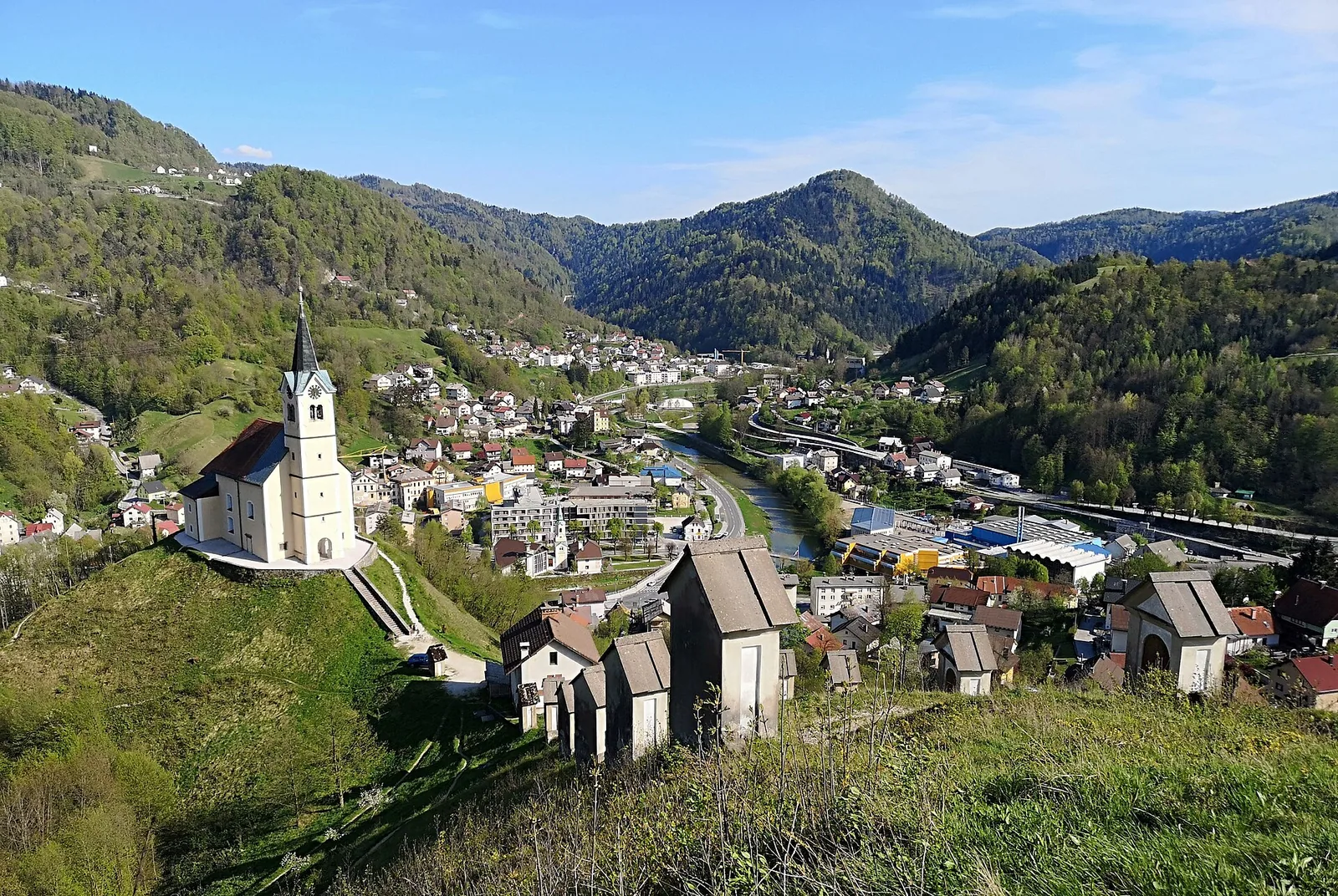Idrija ob reki Idrijci