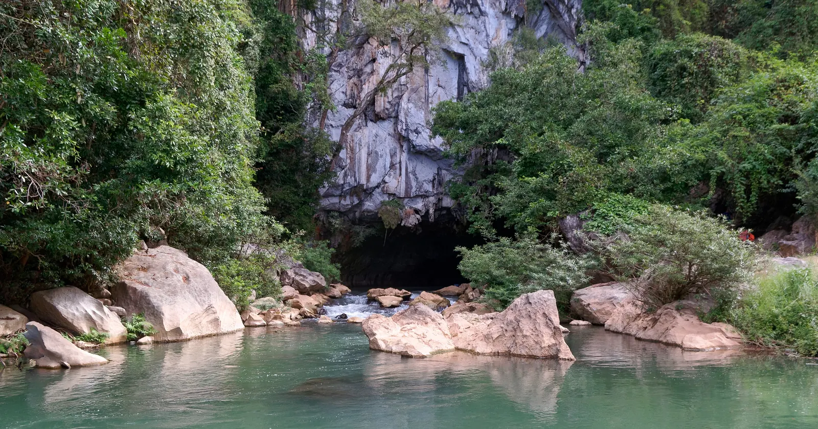 Vhod v jamo Kong Lor