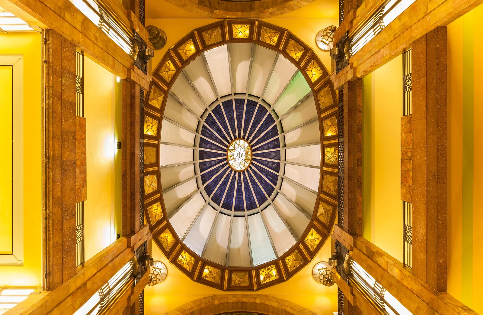 Palača lepih umetnosti (Palacio de Bellas Artes)