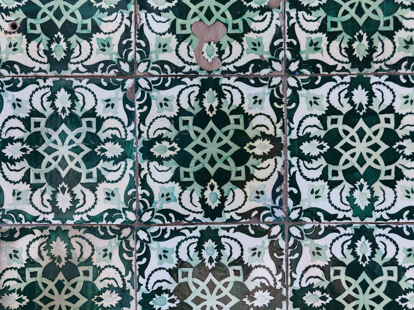 Azulejo, poslikane keramične ploščice, na fasadi v Portu