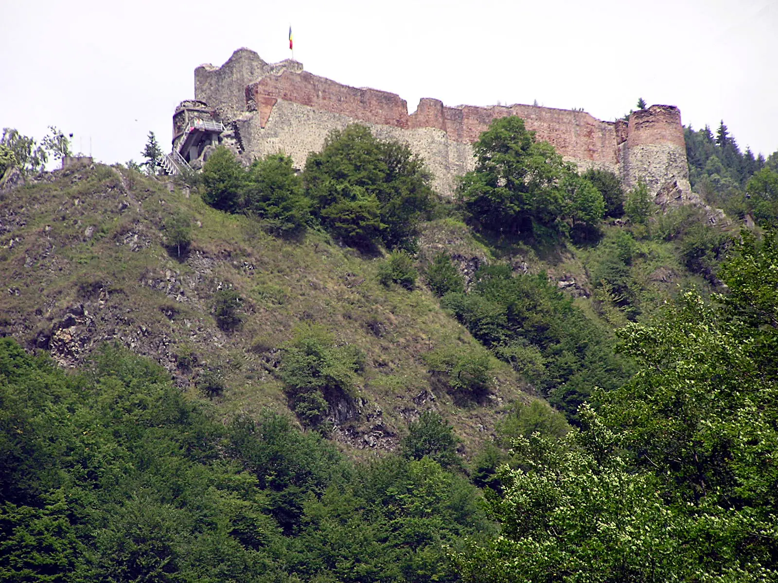 Utrdba Poenari nad sotesko Argeșa