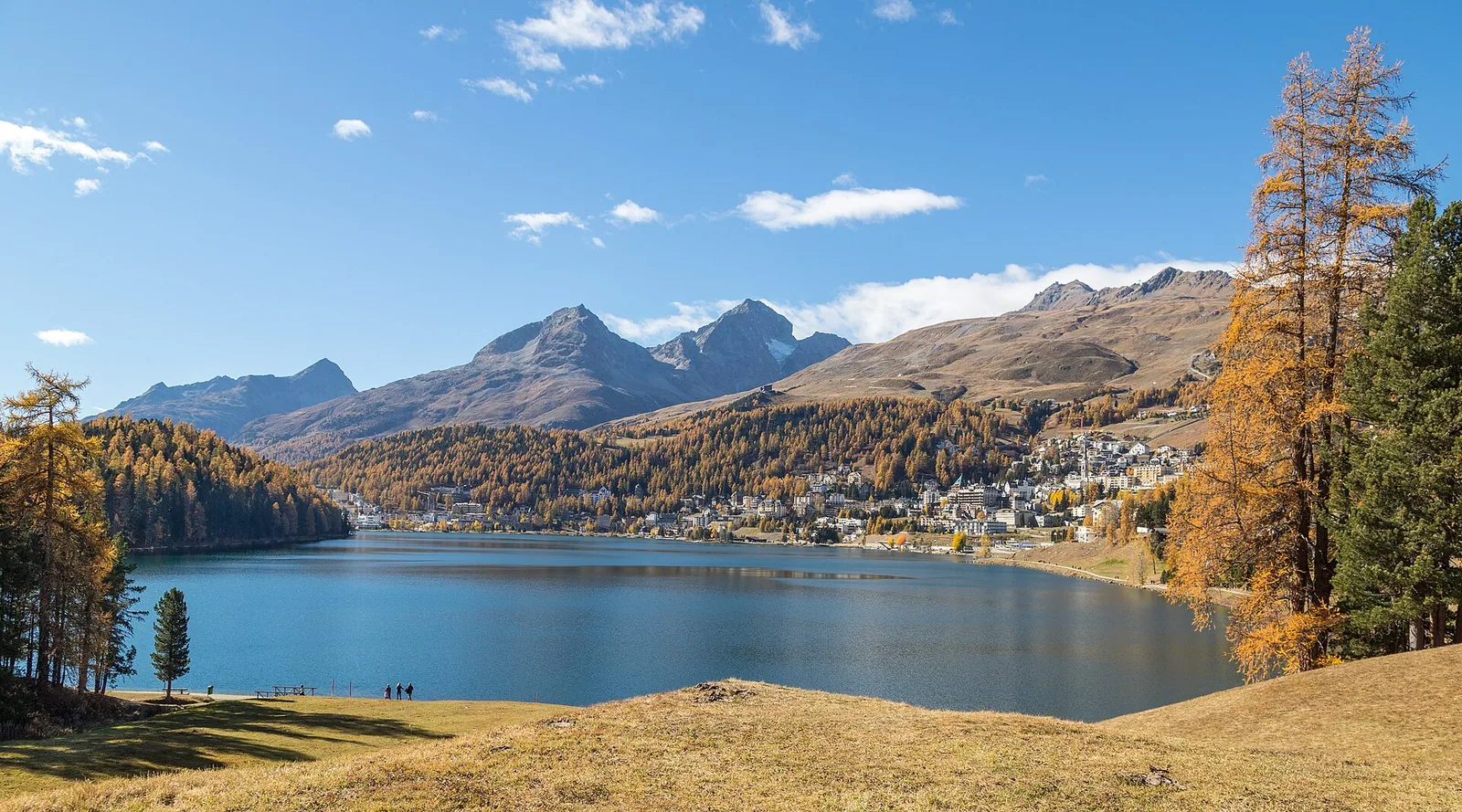 Jezero St. Moritzersee v Engadinu