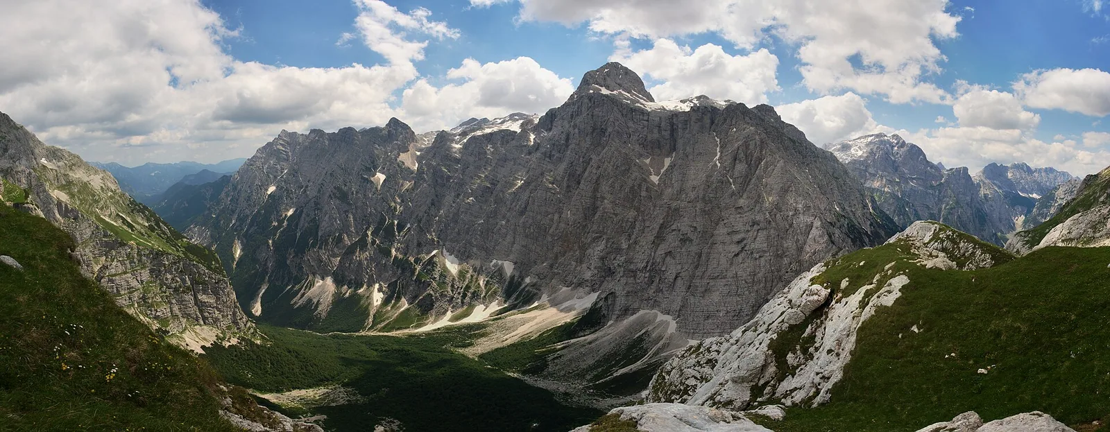 Triglav in dolina Vrata v Julijskih Alpah