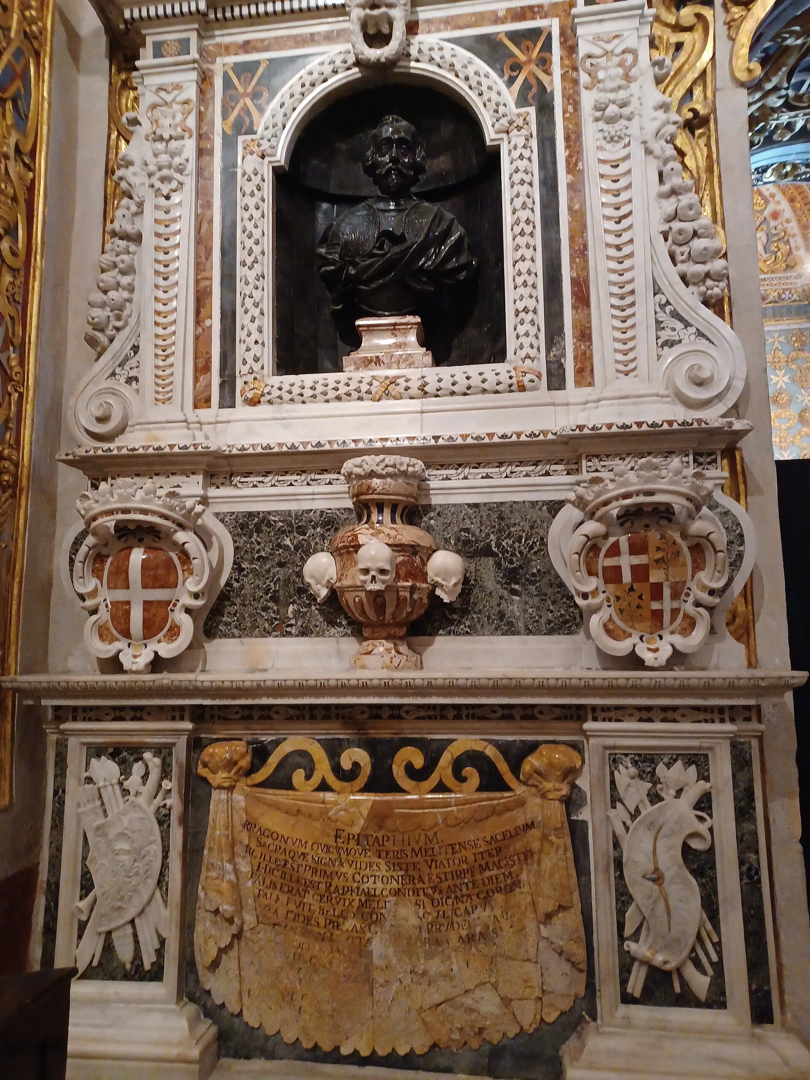 Notranjost katedrale sv. Janeza (St. John's Co-Cathedral)